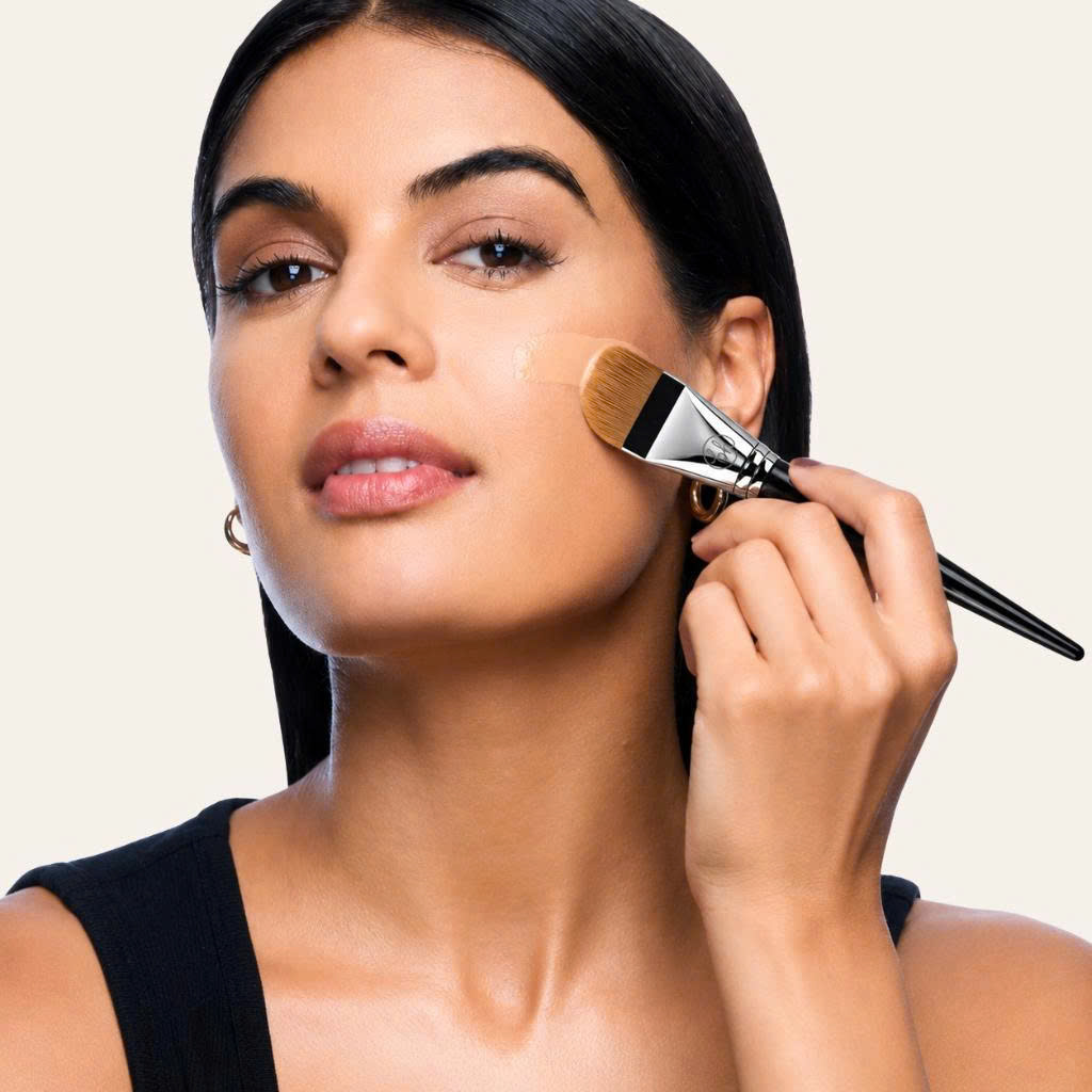 Cọ Tán Nền Đầu Vát Cong Dàn Kem Nền Kem Lót Chống Nắng BH Cosmetics Foundation Brush BH337